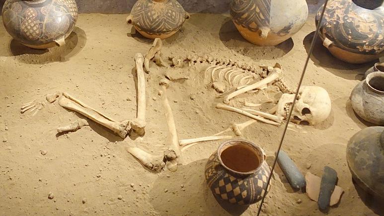 کشف بقایای ۷۸ هزار ساله از تشریفات تدفین انسان در آفریقا