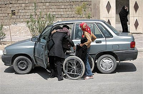 مناسب‌ سازی خودرو برای معلولین