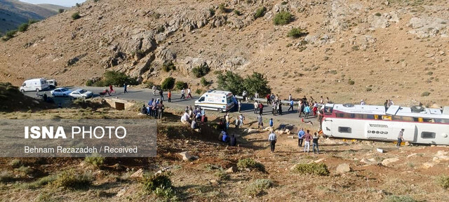 همه دلایل واژگونی اتوبوس خبرنگاران و سربازان همه دلایل واژگونی اتوبوس خبرنگاران و سربازان