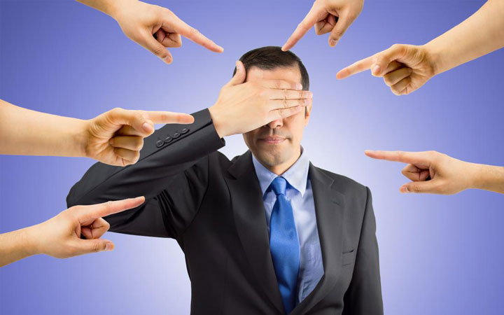 چگونه بر ترس از بیان نظر خود غلبه کنیم؟ چگونه بر ترس از بیان نظر خود غلبه کنیم؟