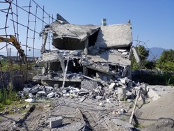 تخریب ۷ ویلای غیرمجاز در شهرستان نوشهر