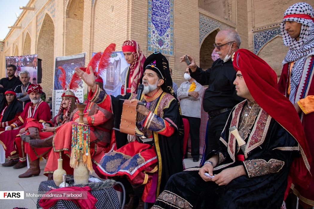 اجرای نمادین مراسم  تعزیه حضرت احمدبن موسی شاهچراغ (ع) در مسجد تاریخی  جامع عتیق شیراز
