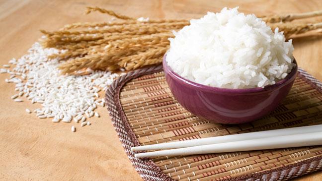 ۸ ترفند ساده برای وقتی برنج شفته می‌شود