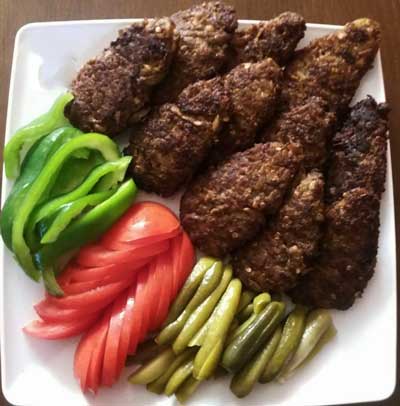 این کتلتهای خوشمزه را هر جایی پیدا نمیکنی! این کتلتهای خوشمزه را هر جایی پیدا نمیکنی!