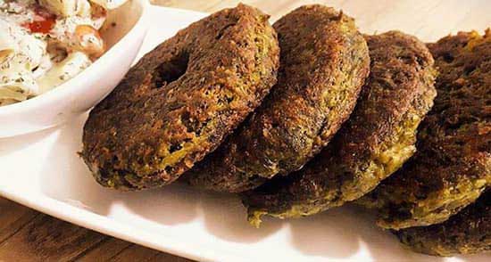 این کتلتهای خوشمزه را هر جایی پیدا نمیکنی! این کتلتهای خوشمزه را هر جایی پیدا نمیکنی!