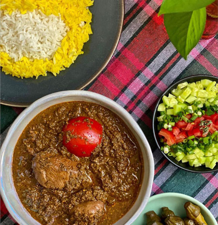 خورش سبزی فسنجان شمالی با مرغ و سبزی معطر خورش سبزی فسنجان شمالی با مرغ و سبزی معطر