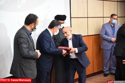 تجلیل از خیرین حوزه بهداشت دانشگاه علوم پزشکی مازندران