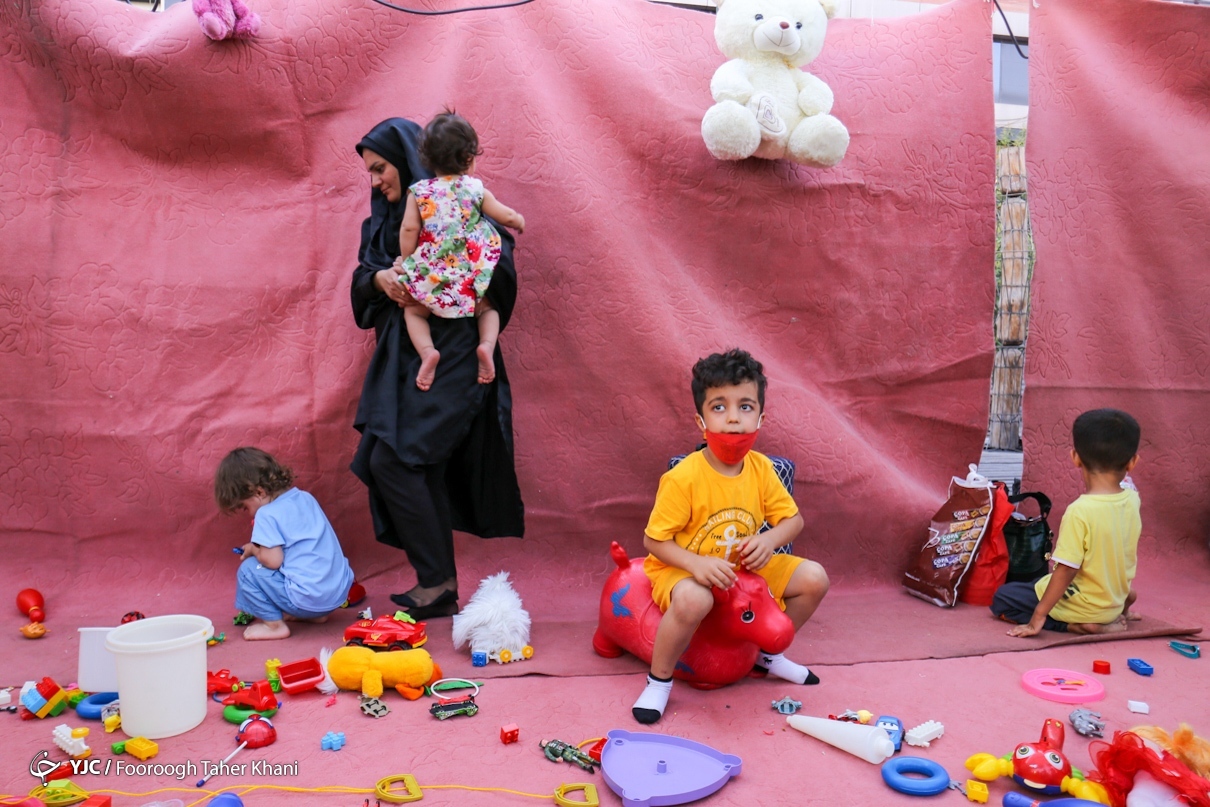 تصاویر: «مهمونی ۱۰ کیلومتری» عید غدیر