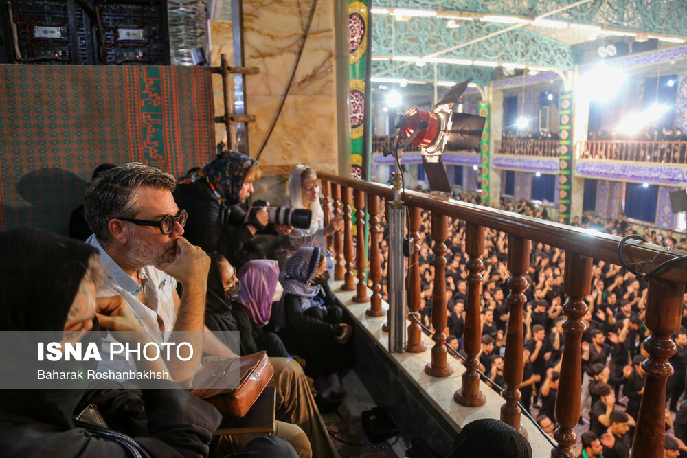 تصاویر: حضور گردشگران خارجی در آیین‌های محرم یزد