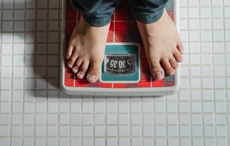 در ماه چند کیلو می‌توانید وزن کم کنید؟ (نکاتی برای کاهش وزن اصولی)