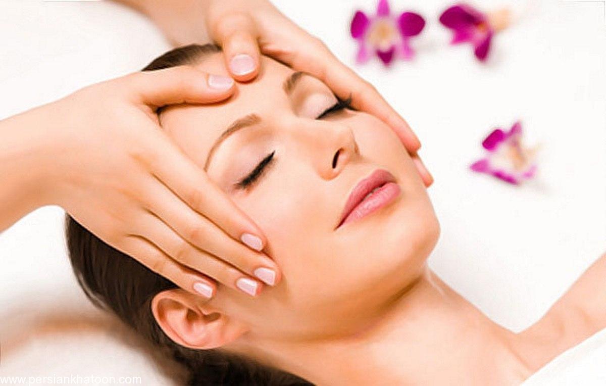 برای ماساژ صورت چه روغنی بزنم؟ برای ماساژ صورت چه روغنی بزنم؟