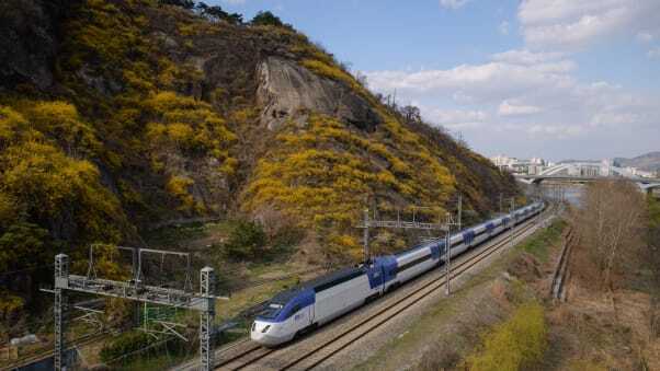 ۱۰ مورد از سریع ترین قطارهای جهان؛ از Maglev چین تا Talgo عربستان سعودی ۱۰ مورد از سریع ترین قطارهای جهان؛ از Maglev چین تا Talgo عربستان سعودی
