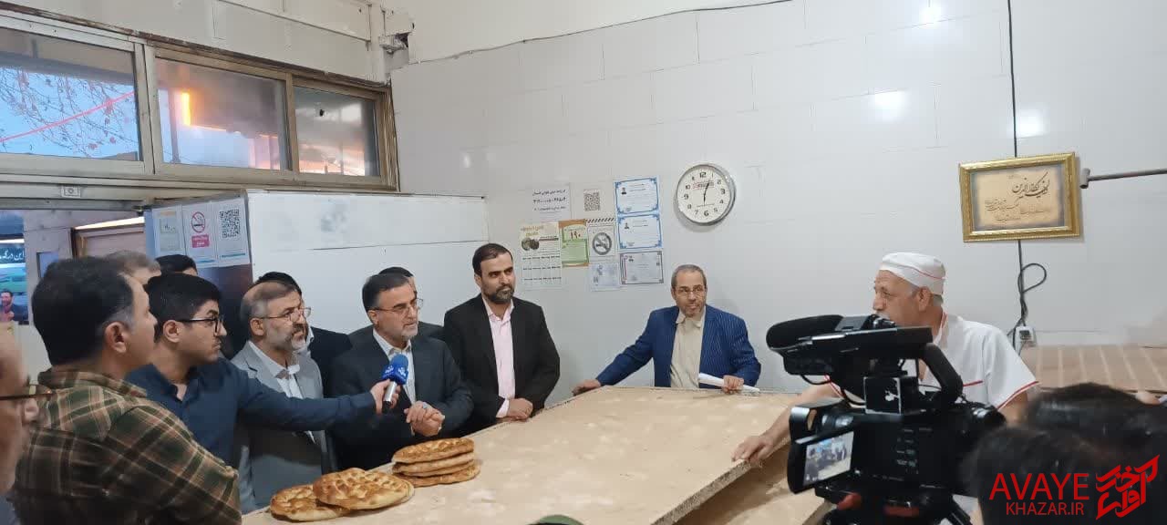 بازدید حسینیپور از مرکز پاسخگویی ۱۲۴ مازندران بازدید حسینیپور از مرکز پاسخگویی ۱۲۴ مازندران