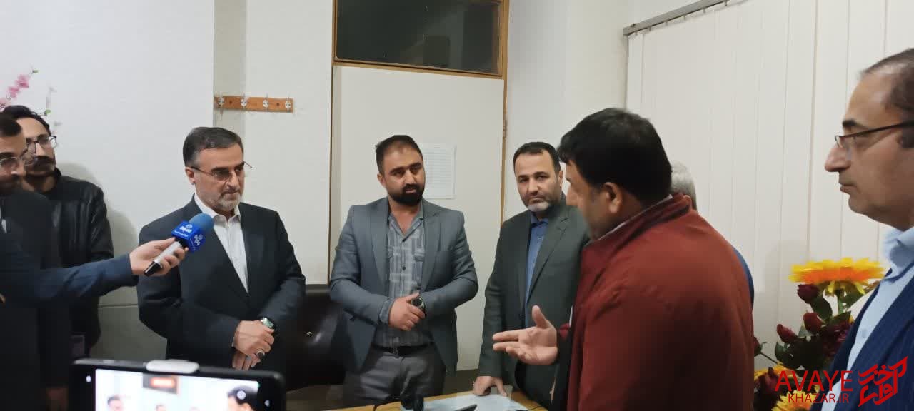 بازدید حسینیپور از مرکز پاسخگویی ۱۲۴ مازندران بازدید حسینیپور از مرکز پاسخگویی ۱۲۴ مازندران