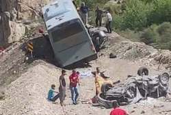 برخورد اتوبوس با چند سواری در محور سوادکوه ۵ کشته و ۲۵ زخمی بر جای گذاشت