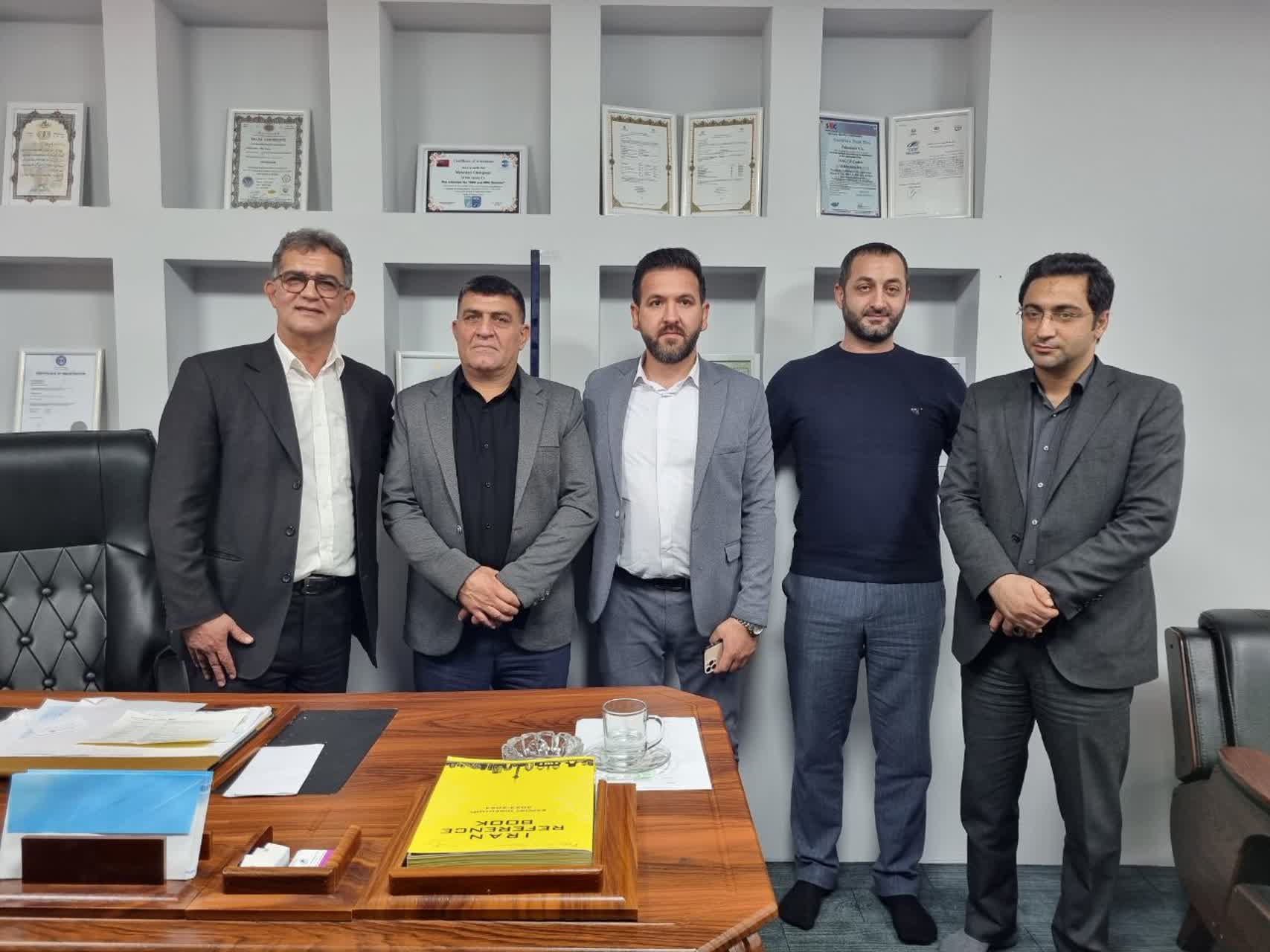 بارگیری اولین محموله آبزیان از مازندران به مقصد مسکو /کریسمس با طعم ماهیدودی بارگیری اولین محموله آبزیان از مازندران به مقصد مسکو /کریسمس با طعم ماهیدودی