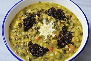 طرز تهیه آش جو با عدس مقوی ویژه روزهای سرد زمستان
