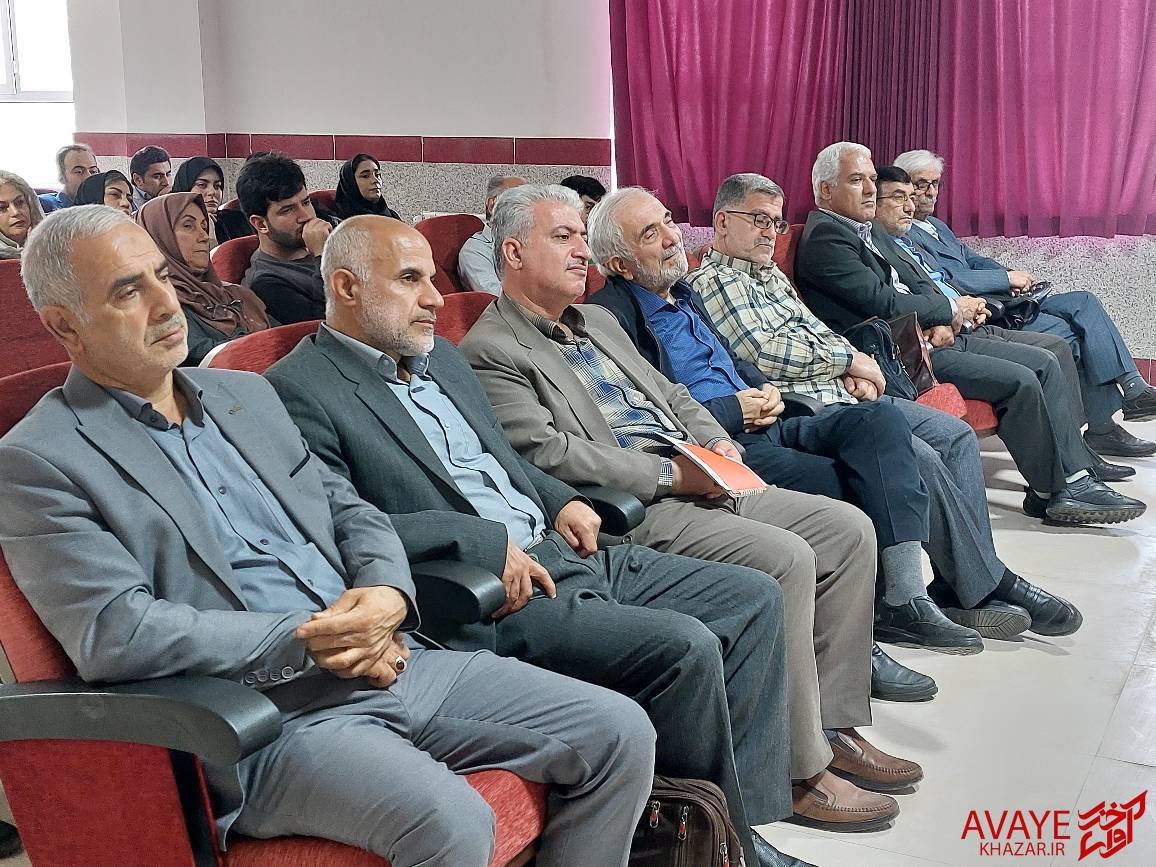 اساتید دانشگاه راهیان نوین دانش ساری تجلیل شدند اساتید دانشگاه راهیان نوین دانش ساری تجلیل شدند