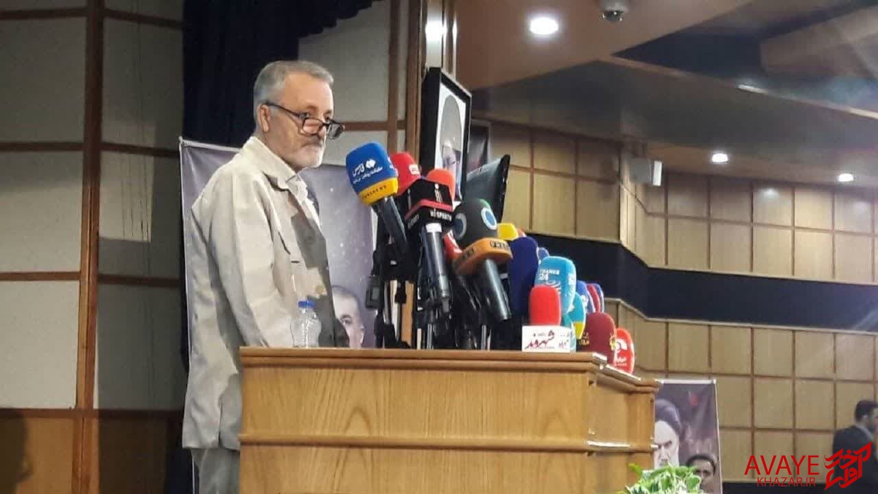 فساد مثل خوره به جان ثروت ها و منابع مادی کشور افتاده است فساد مثل خوره به جان ثروت ها و منابع مادی کشور افتاده است