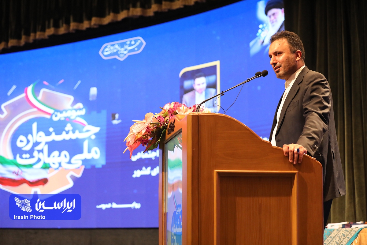 باباییکارنامی؛ سفیر مهارت/ افتتاح دو طرح مهارتی/مهارتآموزی آری، دانشگاهمحوری نه باباییکارنامی؛ سفیر مهارت/ افتتاح دو طرح مهارتی/مهارتآموزی آری، دانشگاهمحوری نه