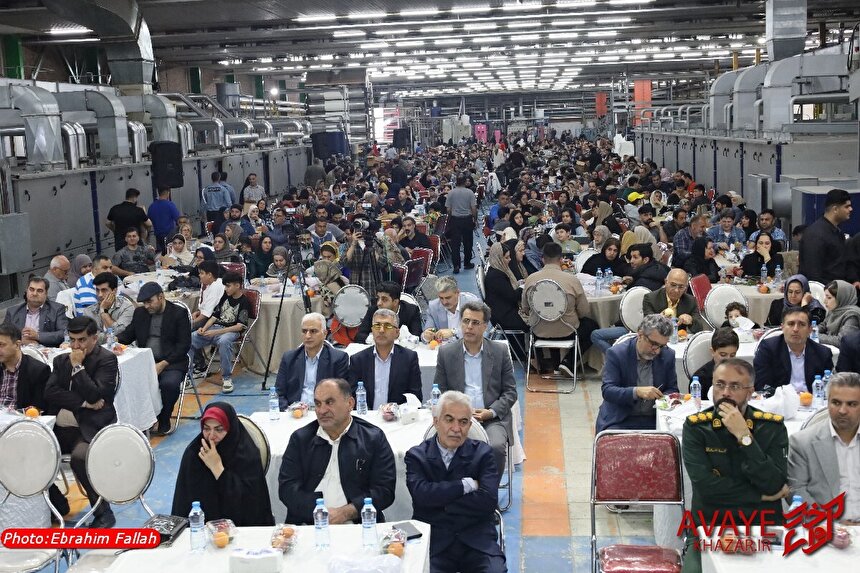 گرامیداشت روز کارگر در کارخانه نساجی مازندران با حضور مسئولین استانی