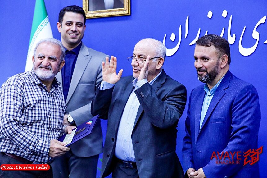 رسانه در مسیر توسعه مازندران؛ نشست شورای اندیشه‌ورز بسیج رسانه با استاندار همراه با تجلیل از ابراهیم فلاح
