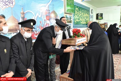 مراسم استقبال از خادمین رضوی و حاملین پرچم متبرک حرم امام رضا (ع) در مسجد سجادیه نکا
