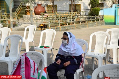 جشن شكوفه ها در مدرسه شاهد دخترانه ی نکا برگزار شد(2)