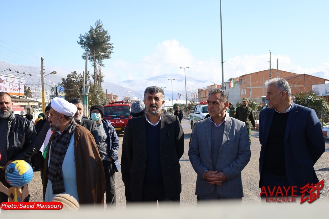 حضور مردم دودانگه در راهپیمایی عید بزرگ انقلاب