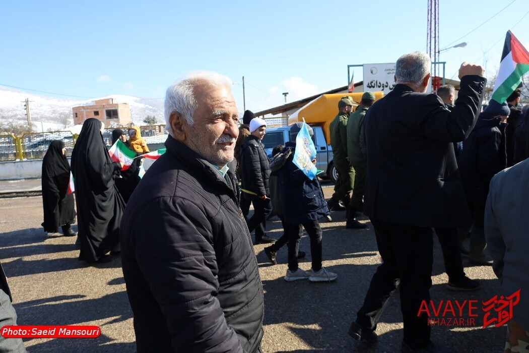 حضور مردم دودانگه در راهپیمایی عید بزرگ انقلاب