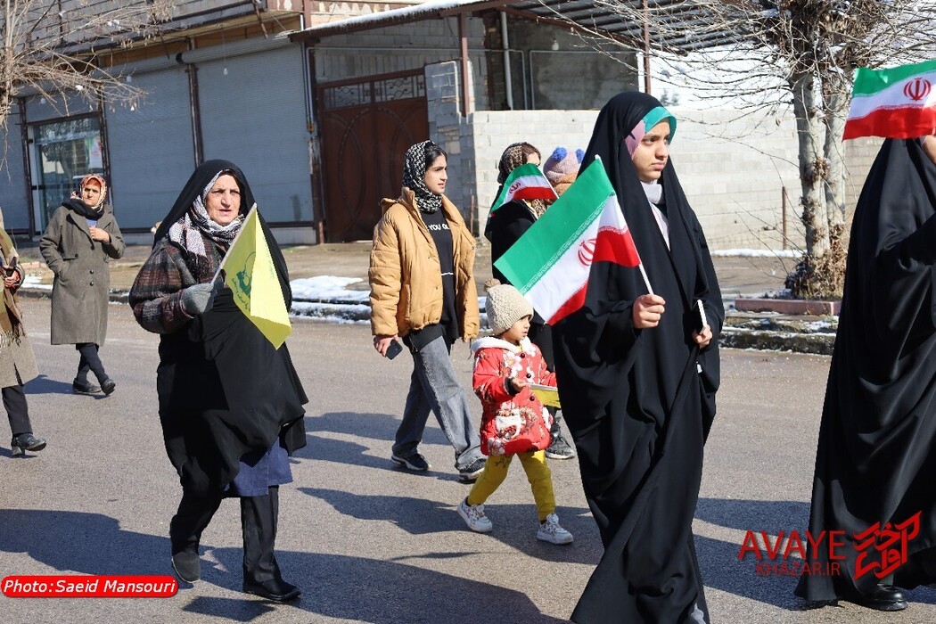 حضور مردم دودانگه در راهپیمایی عید بزرگ انقلاب