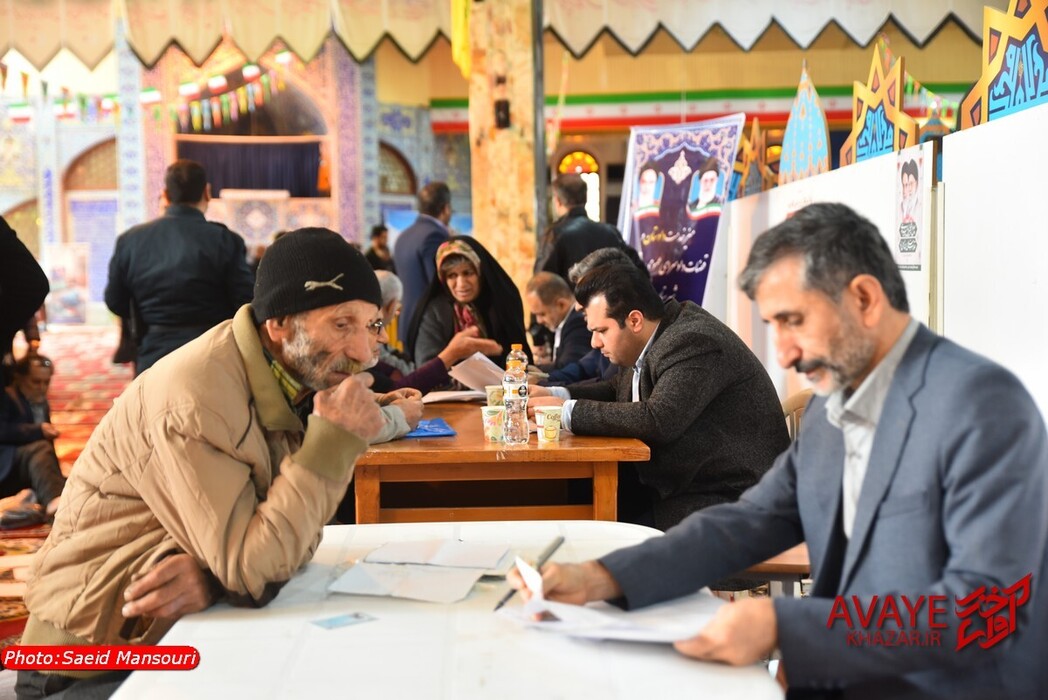 میز خدمت دادستان و قضات دادسرای عمومی و انقلاب ساری