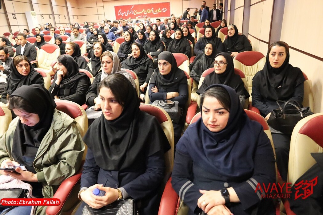 همایش بیستمین سالروز تاسیس بیمه دی در مازندران